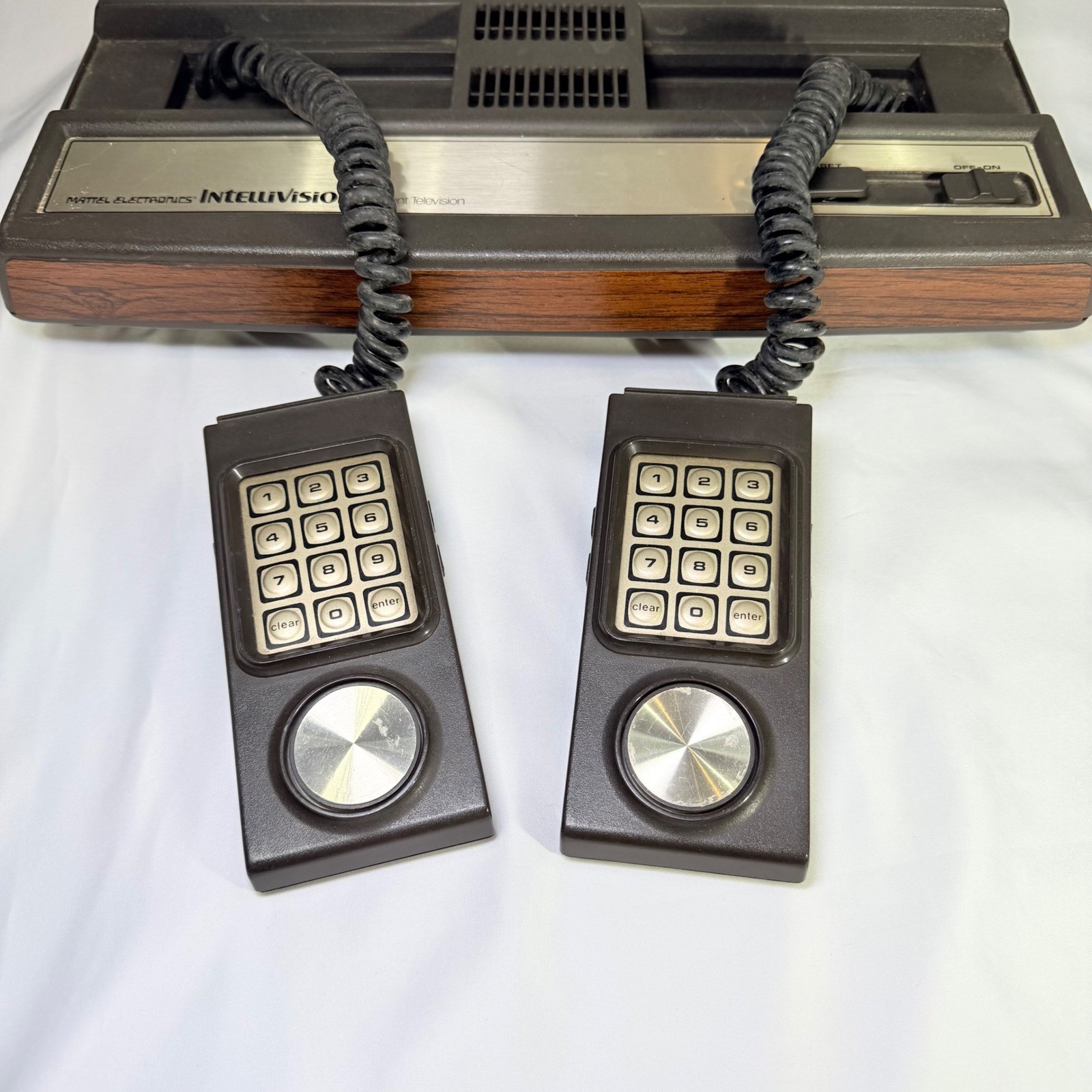 Mattel Electronics IntelliVision Model 2609 Vintage Video Game Console Woodgrain
