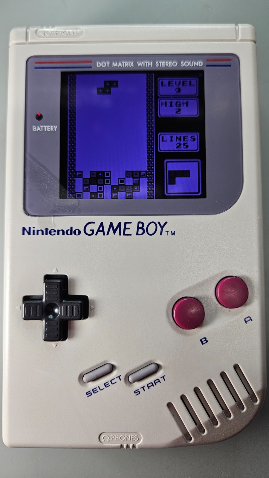 SL-DMG-01 – OEM Game Boy Internals – IPS Display, 10hr battery, Tetris, & Case!