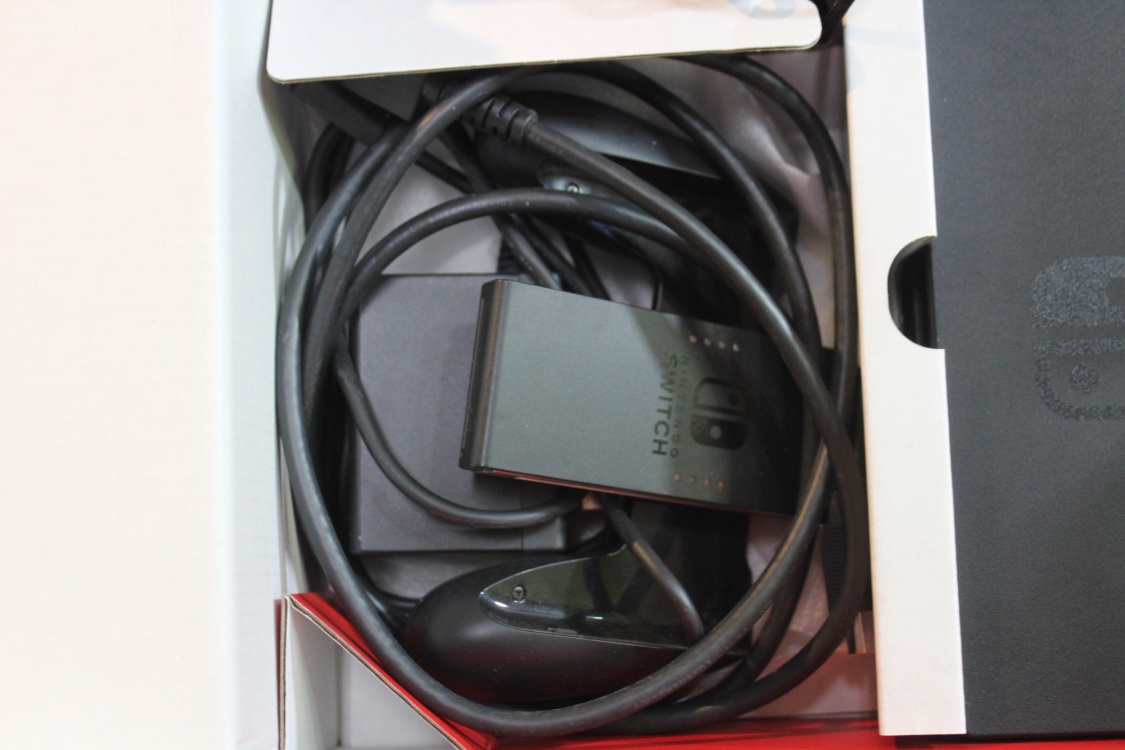 Nintendo Switch Handheld Game Console ~ Complete In Original Box ~ 32GB Storage