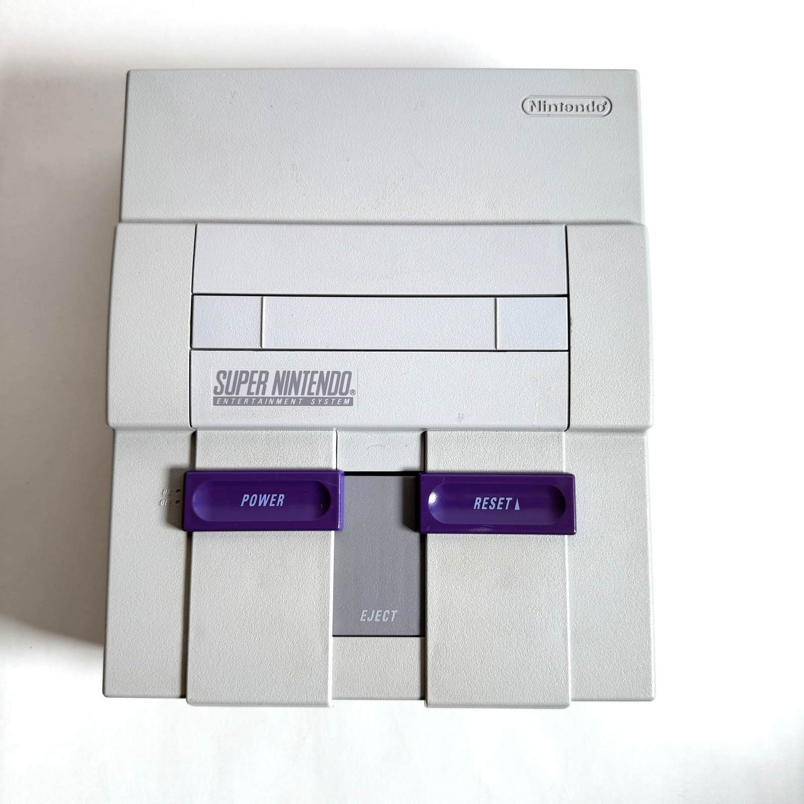 Original Super Nintendo (SNES) Console Bundle w/ 2 Controllers + Cables