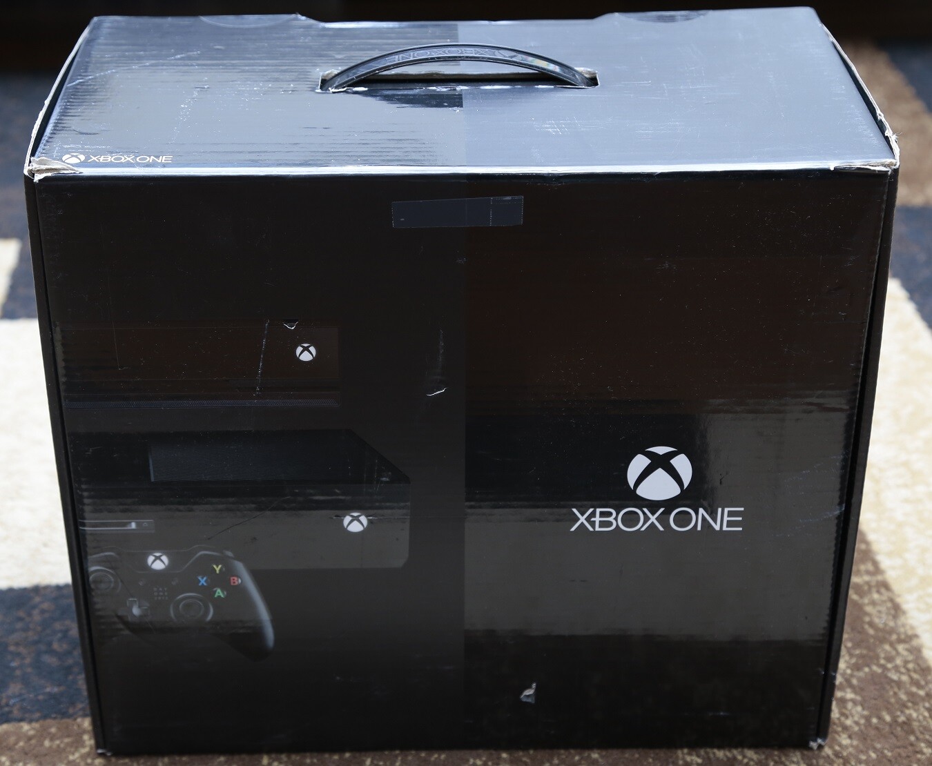 Microsoft XBOX ONE Day One Edition with Kinect BRAND NEW FACTORY SEALED