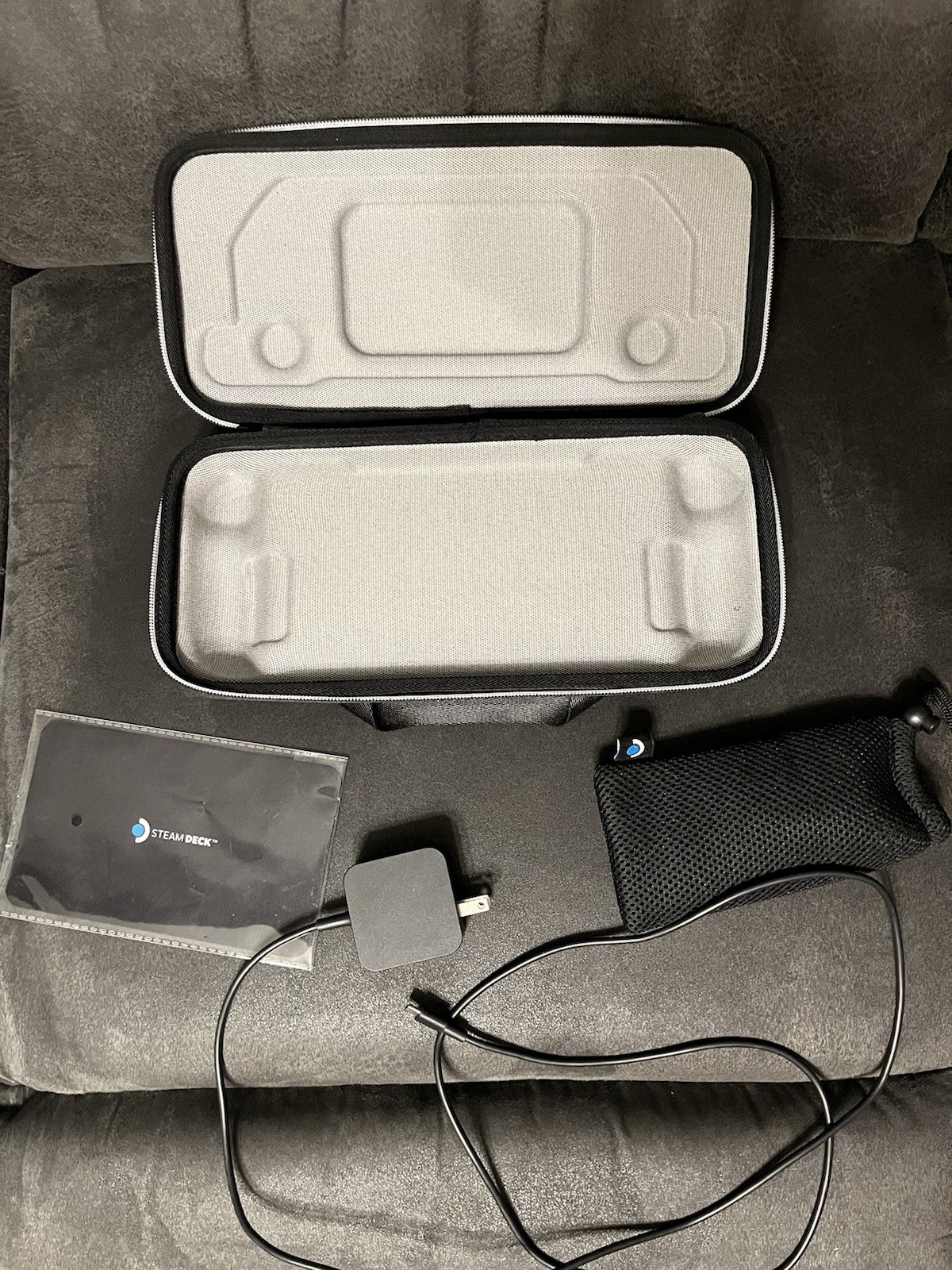 Steam Deck LCD 512GB Bundle