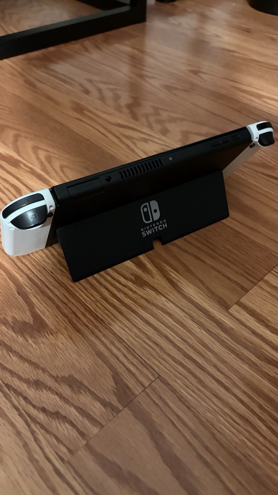 Nintendo Switch OLED Model – 64GB/White + Mario Kart 8 (Read Description)