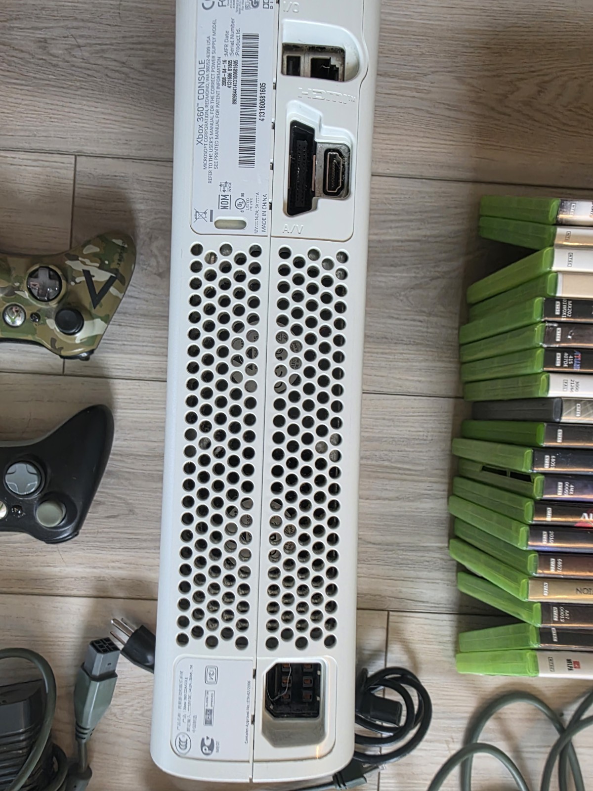 Xbox 360 Bundle With 19 Games, 2 Controllers And All Cables. Tested And Working