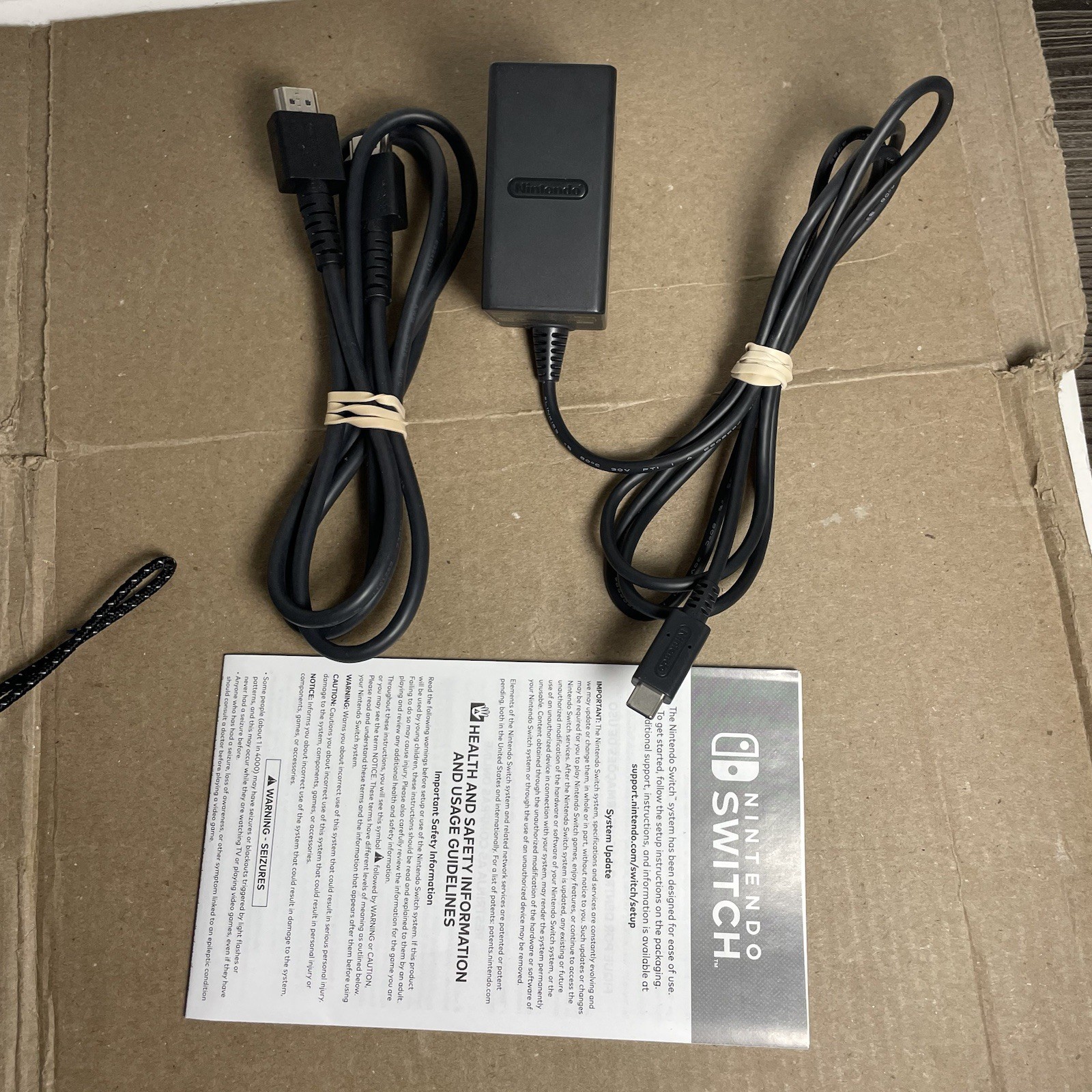 Nintendo Switch OLED HEG-001 Console with White Joycons. Tested!