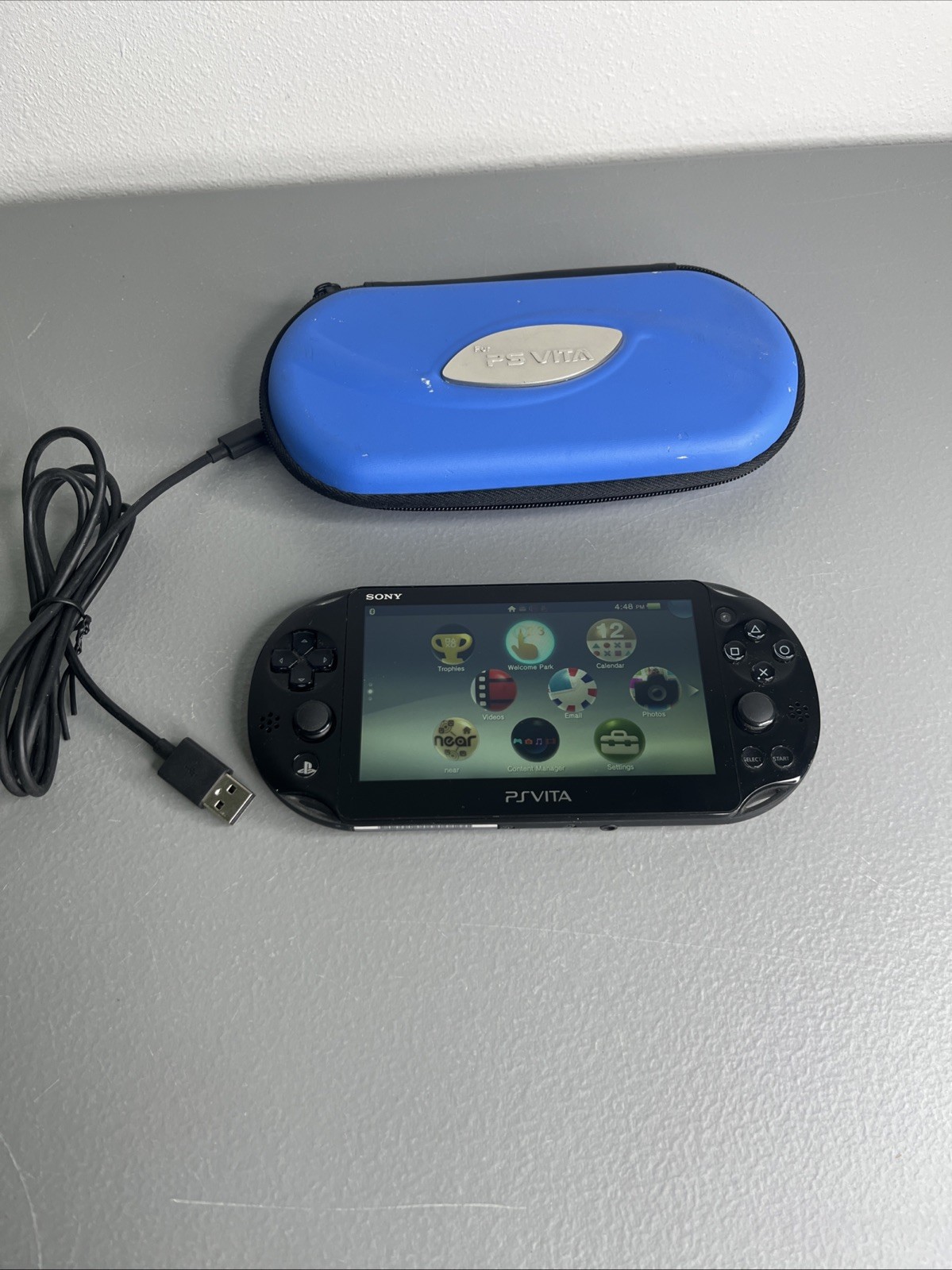 PS Vita PCH-2000 SONY PlayStation Japan 16GB Charger Mobile Case