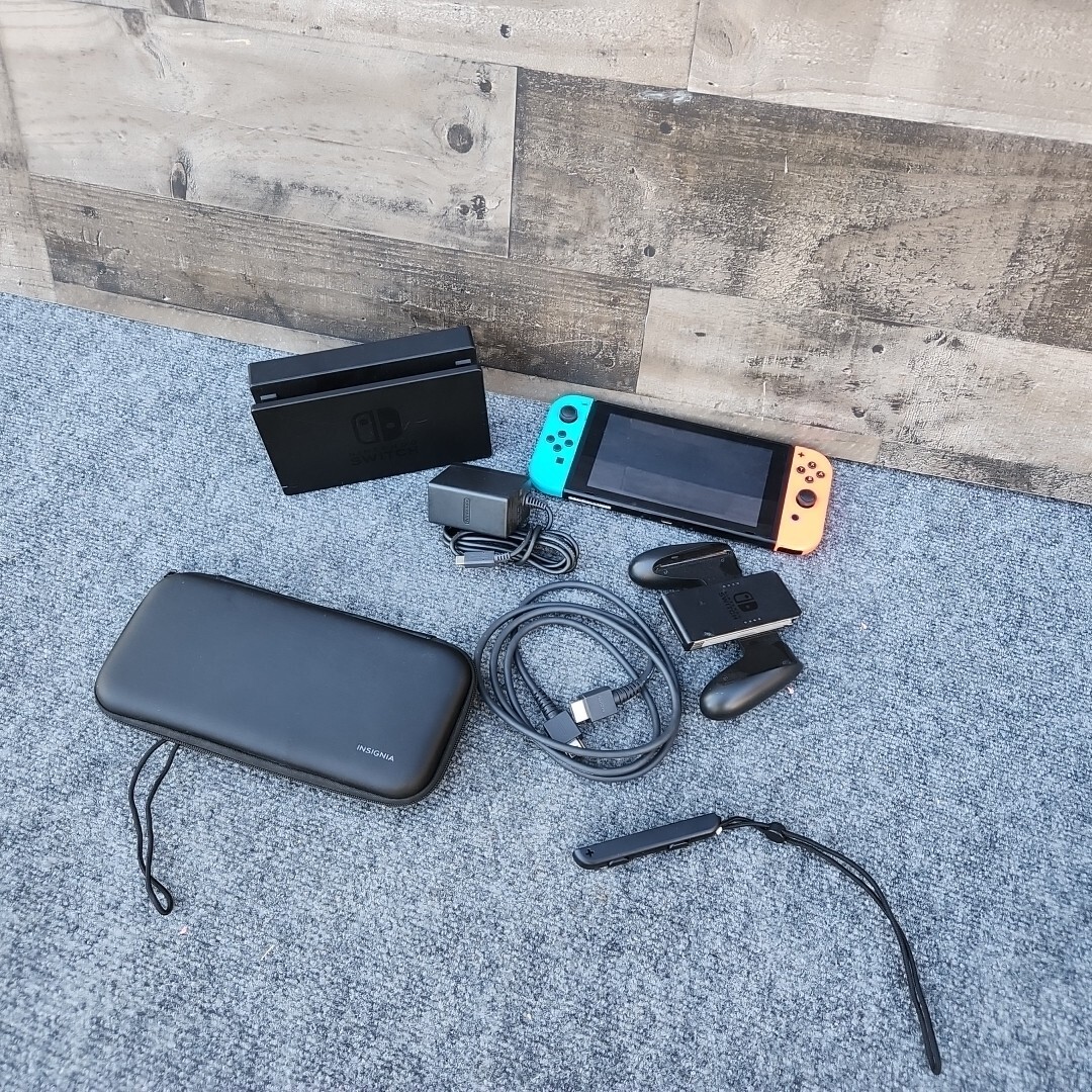 Nintendo Switch V1 Console System Dock Neon Joycons & Accs