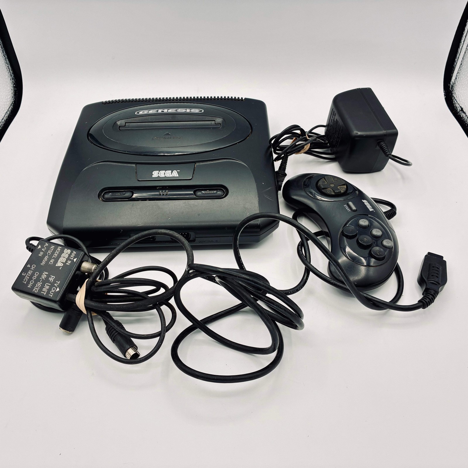 Sega Genesis Model 2 1993 Black – Controller Included
