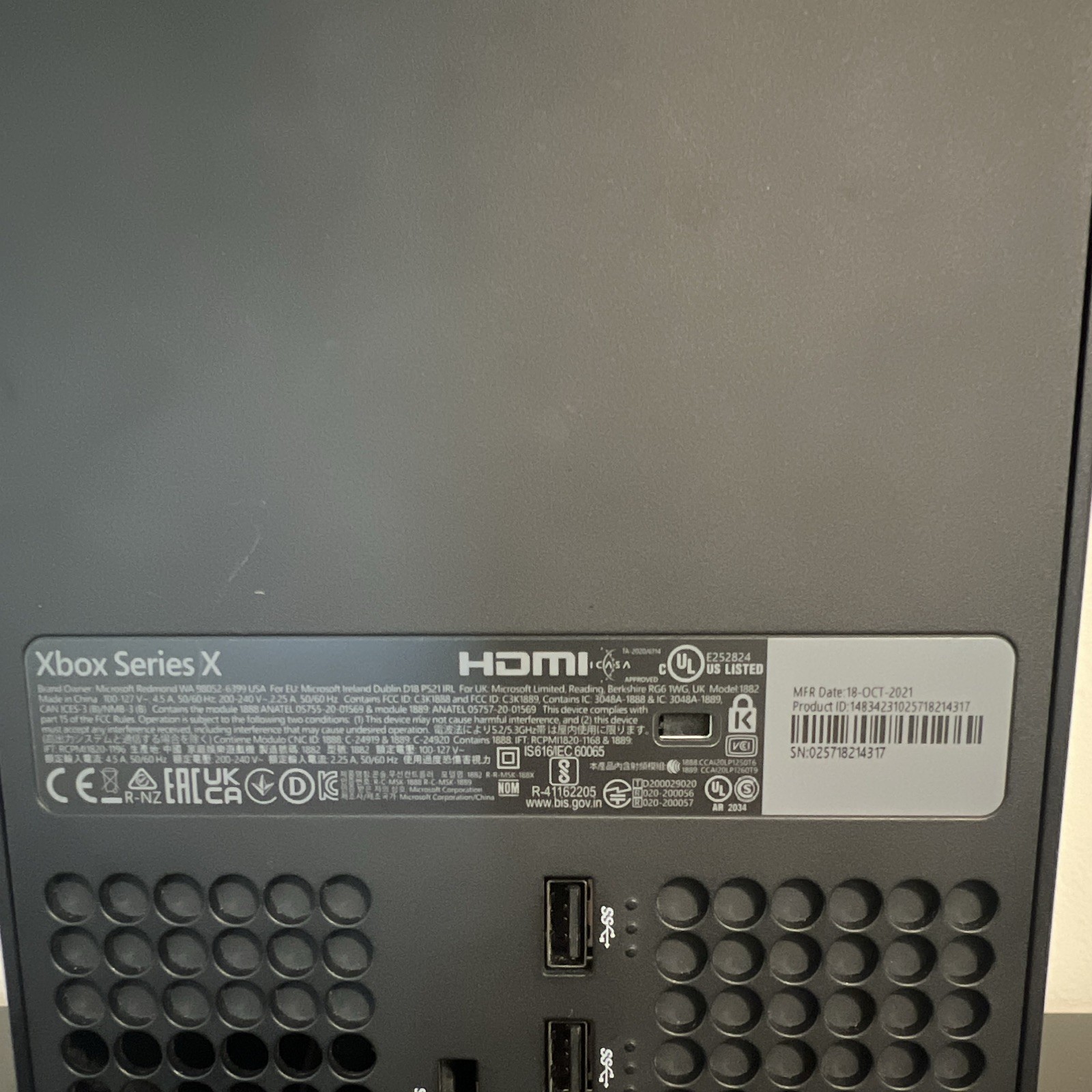 Microsoft Xbox Series X 1TB Black Bundle 2 Controllers Headset HDMI with Games