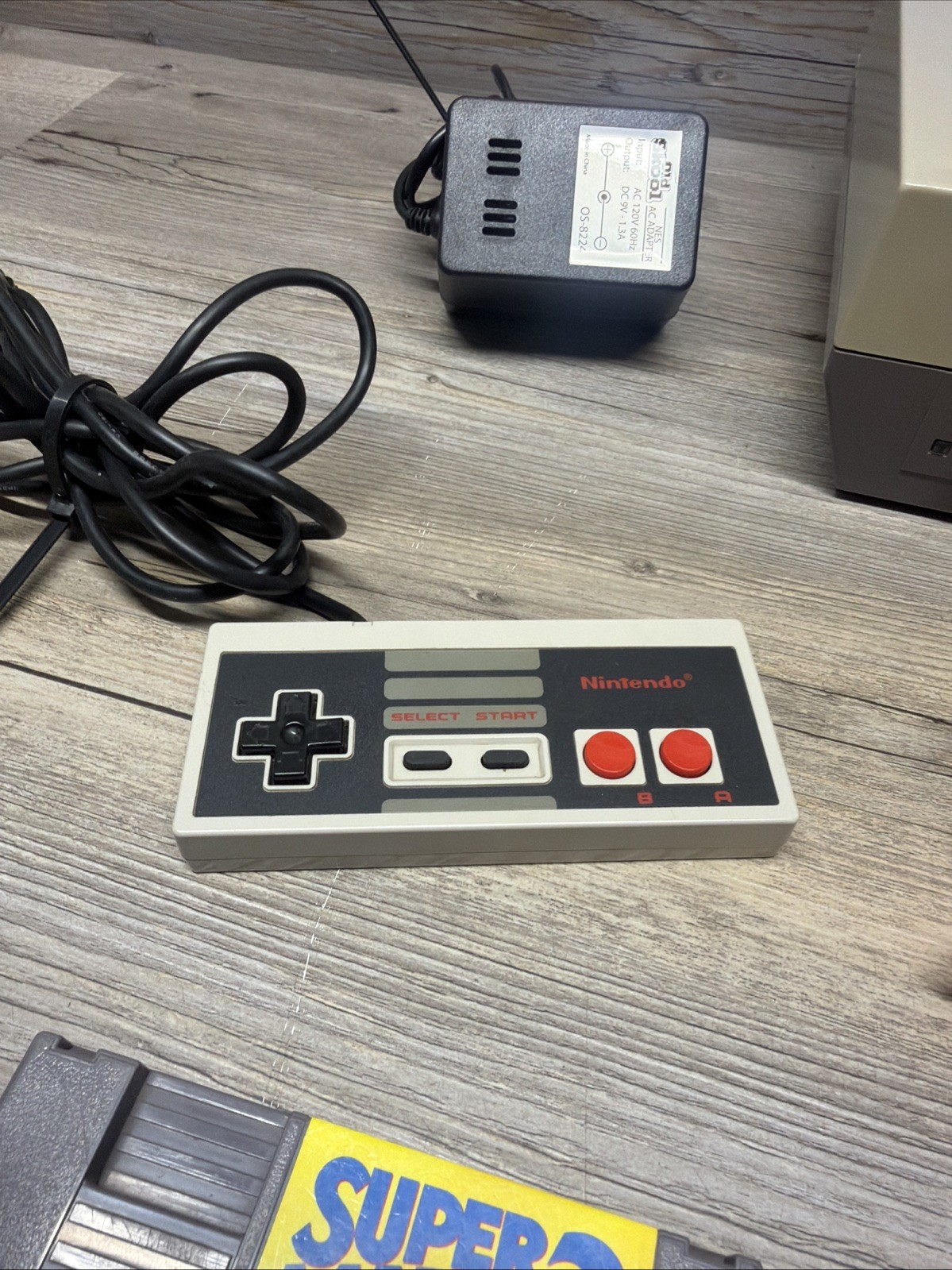 NES Console Bundle with Super Mario Bros. 1,2,3 Tested 2 Controllers Gun Read !