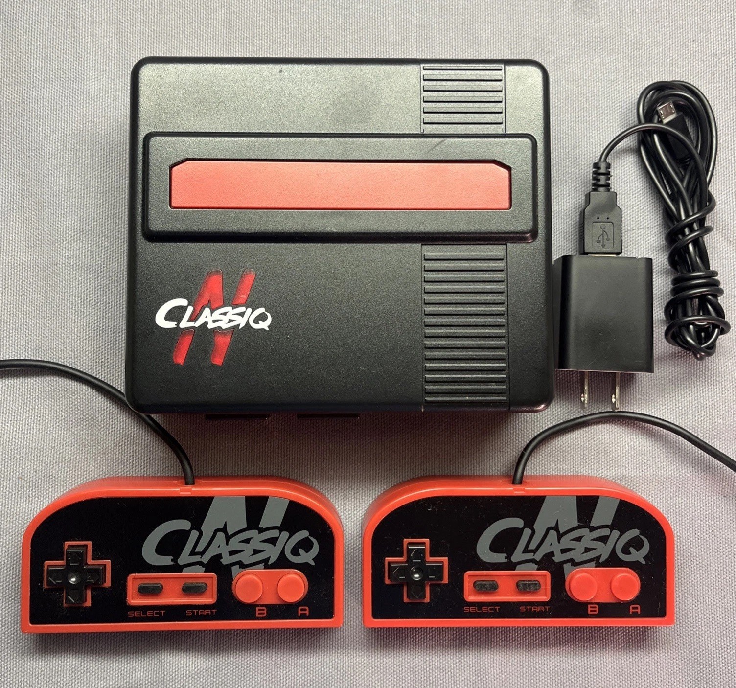 Old School Classiq N HD Console – 720p High Definition w/ Two Controllers M5