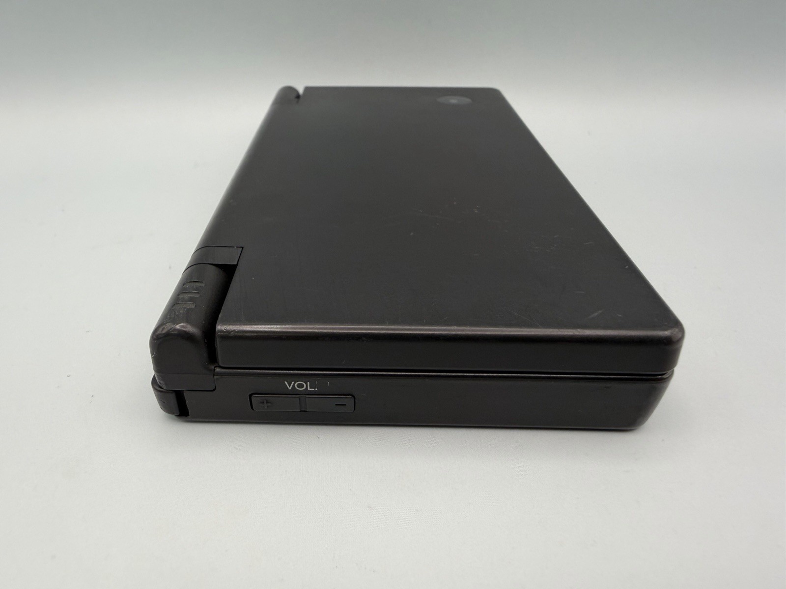 Matte Black Nintendo DSi Handheld Console – tested, clean, with new charger