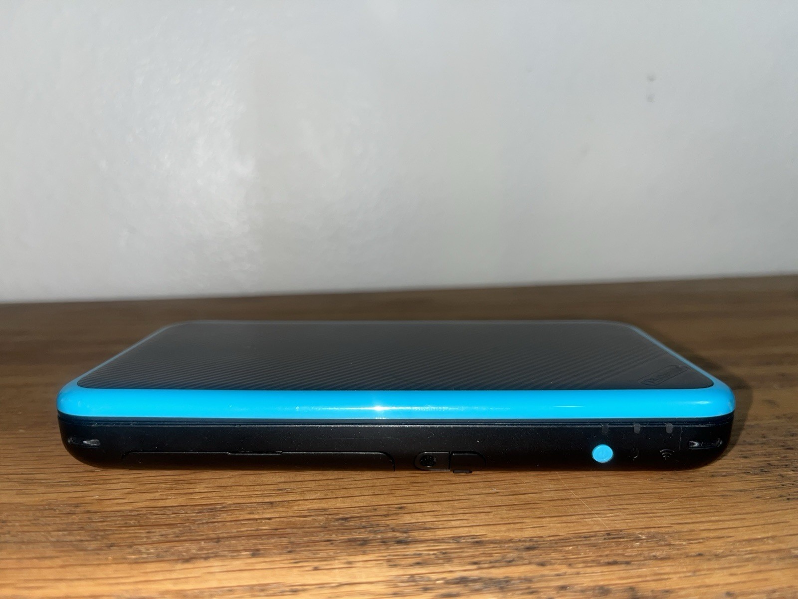 Nintendo 2DS XL Black/Blue. Tested- Excellent condition.