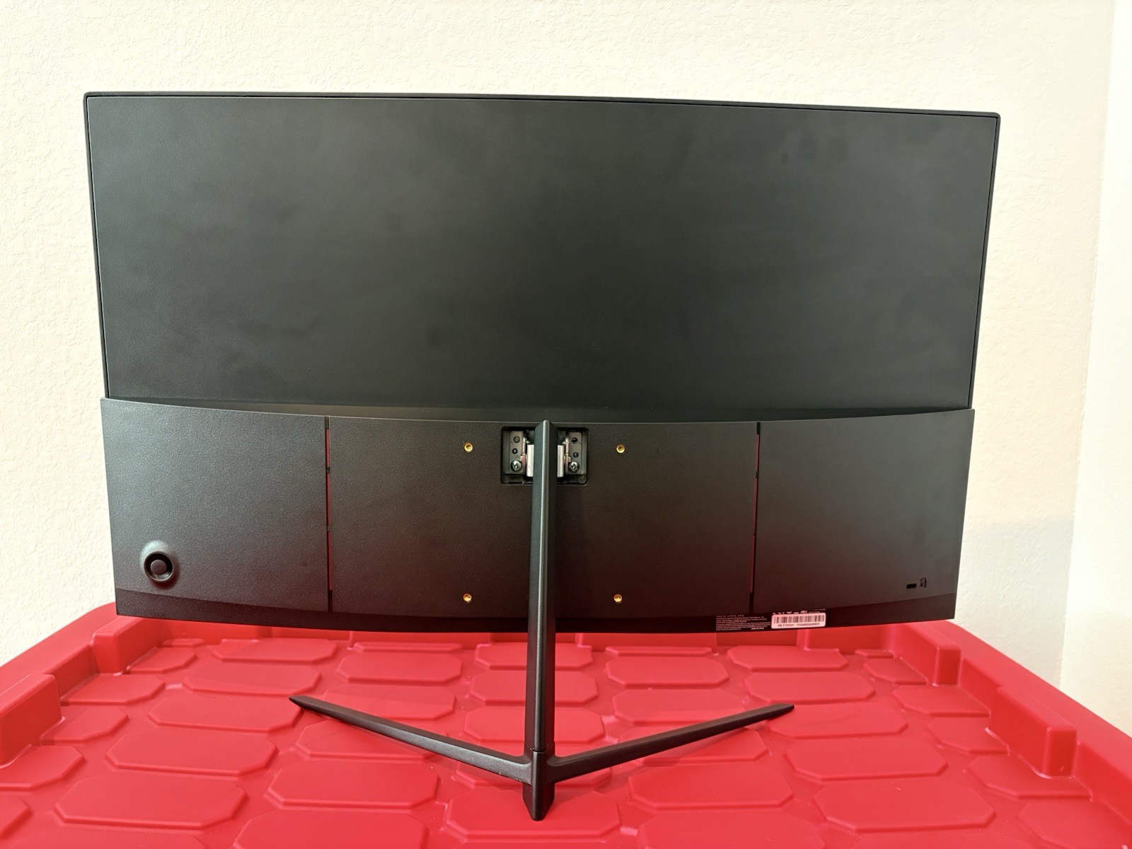 PS5 Console Bundle + 27” 200Hz Gaming Monitor Controller Cables