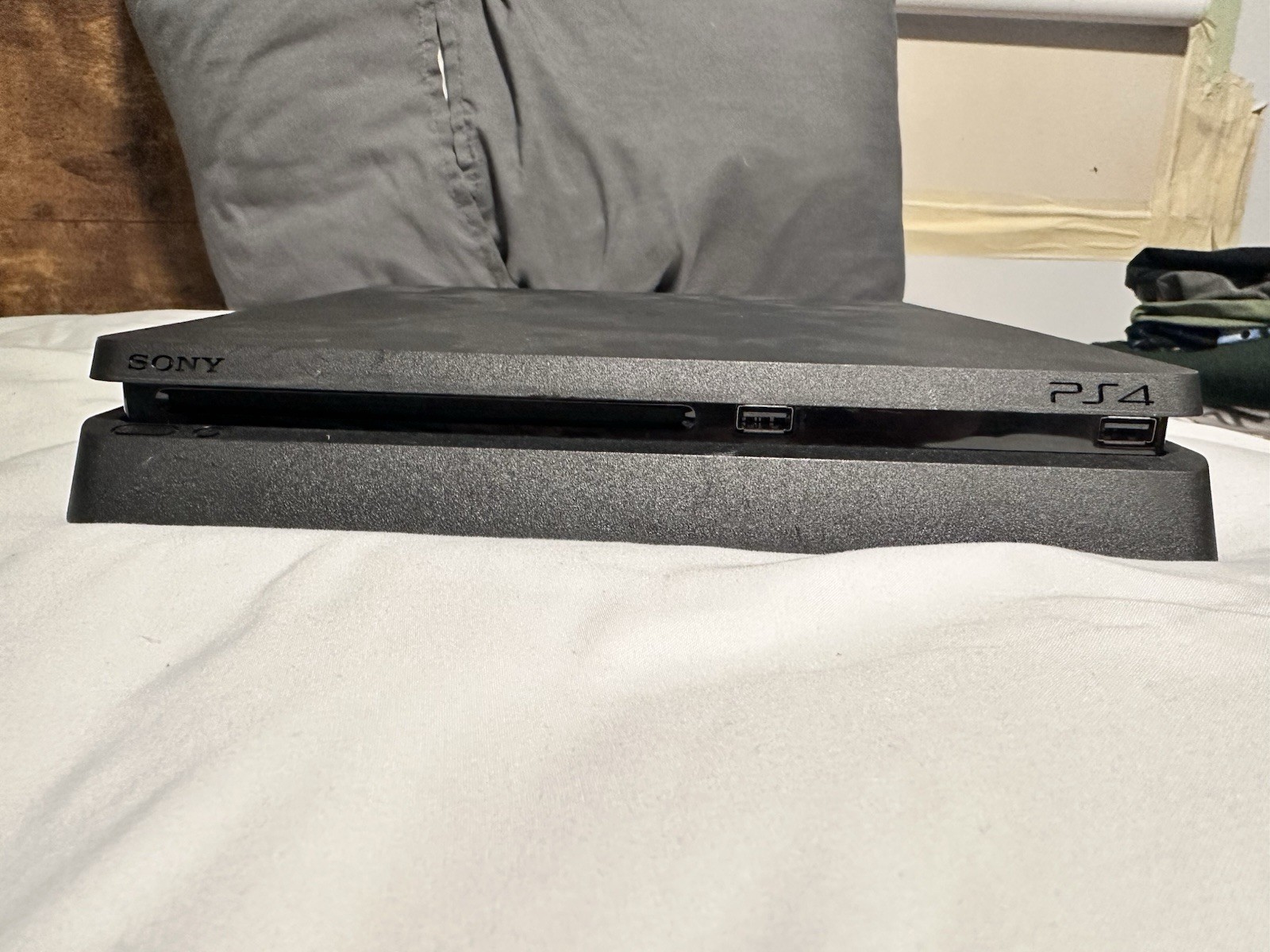 Sony PlayStation 4 Slim Black Console Wi-Fi Capability HDMI USB-A Ethernet