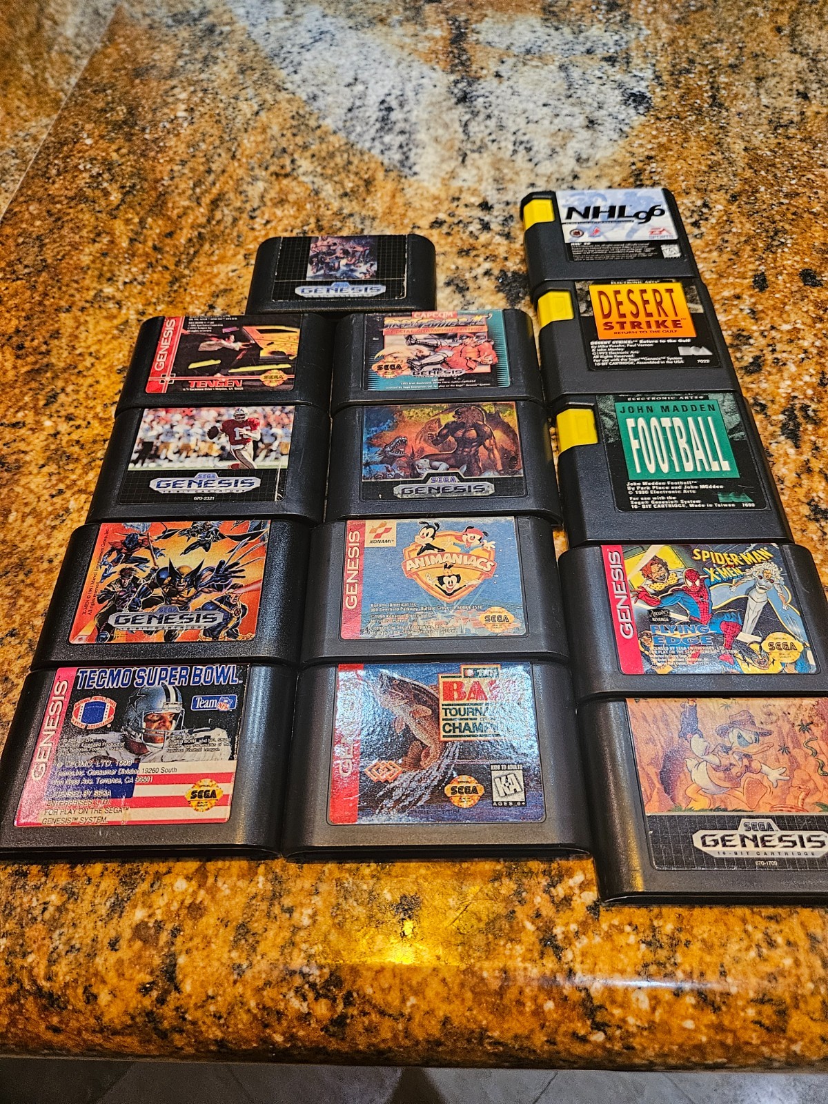 Evercade VS Console With 1 Controller & NGPC & Retron ?