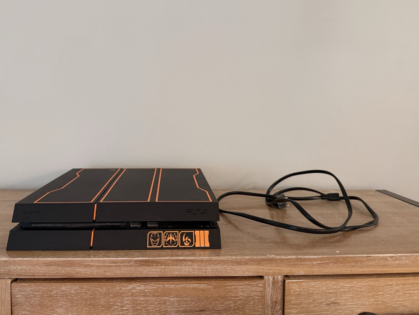 Sony PlayStation 4 Limited Edition Console (Black Ops 3) w/ Power Cord (Tested)