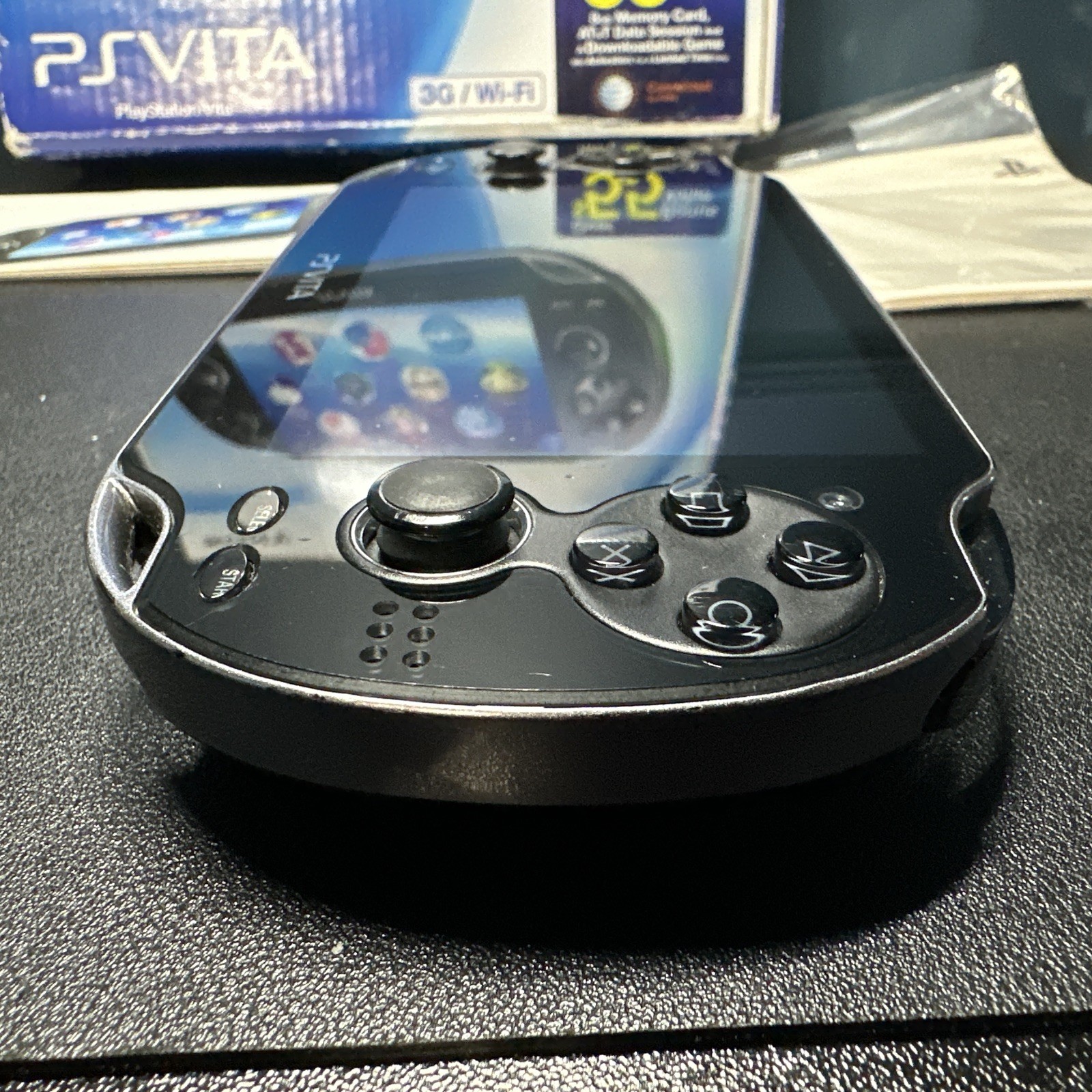 Sony PlayStation PS Vita PCH-1001 Handheld Console Black w/ Box Manual Case NTSC