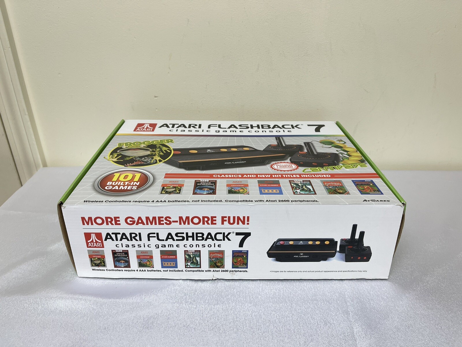 Atari Flashback 7 Classic Game Console AR3210 with Box – Two Controllers NEW