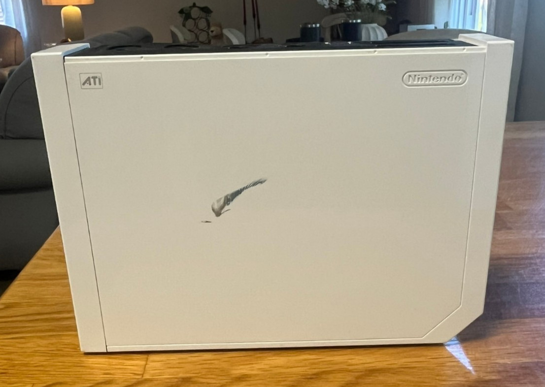 Nintendo Wii Gaming Console – White + Cables and Sensor Bar (NO CONTROLLERS)