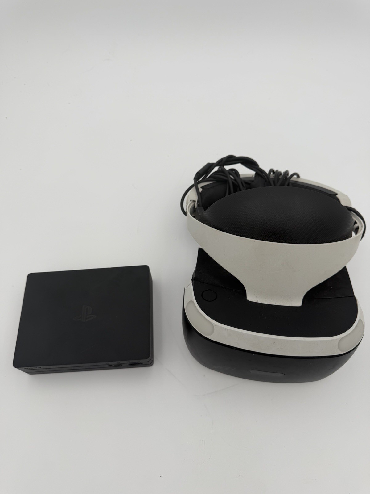 Sony PlayStation 4 Virtual Reality Headset White CUH-ZVR2