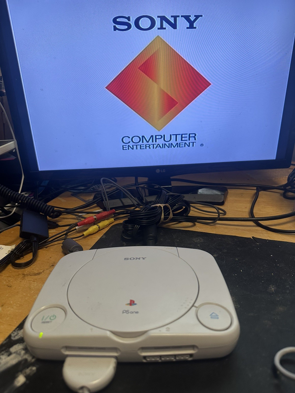 Sony PSOne Slim White Console PS1 (SCPH-101) Console System OEM Bundle – Tested