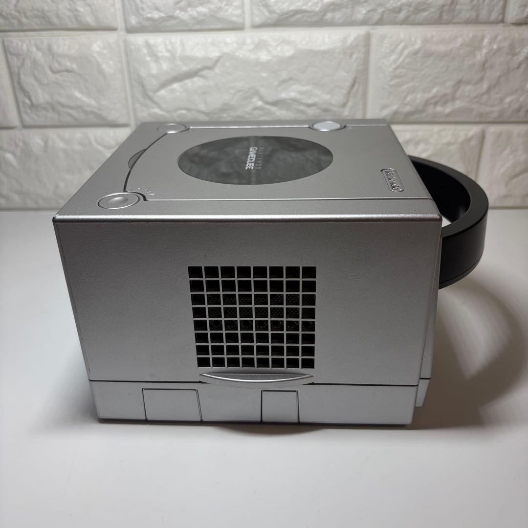 Nintendo GameCube Console Silver [DOL-101 Excellent Condition / Tested]