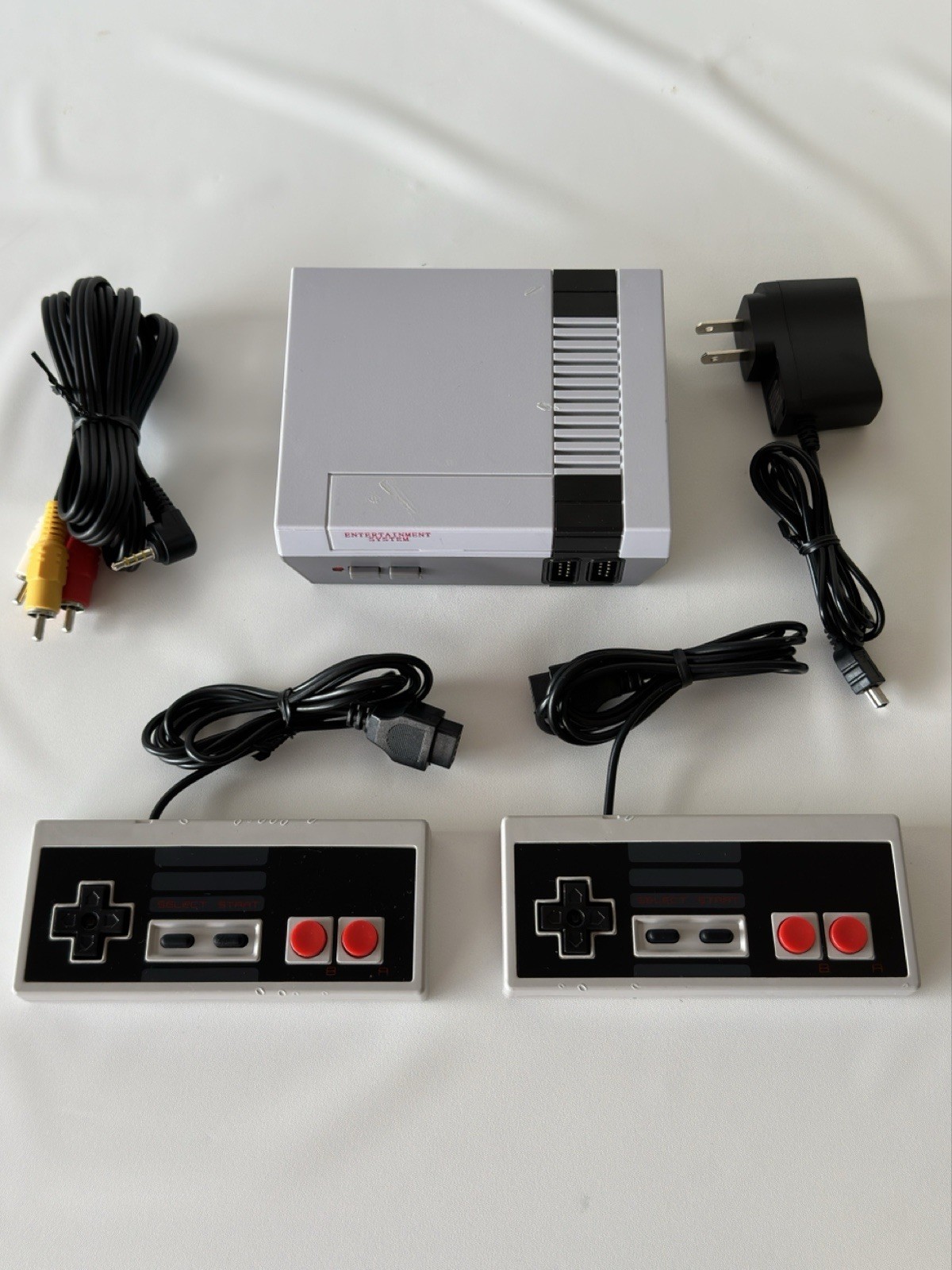 Nintendo Mini Classic NES-001 Video Game Console-Gray W/ Controllers – VINTAGE!