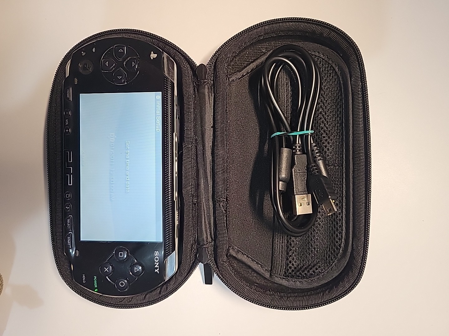 Sony PSP 1000 1001 US Handheld Black Console 32GB Memory Card Works