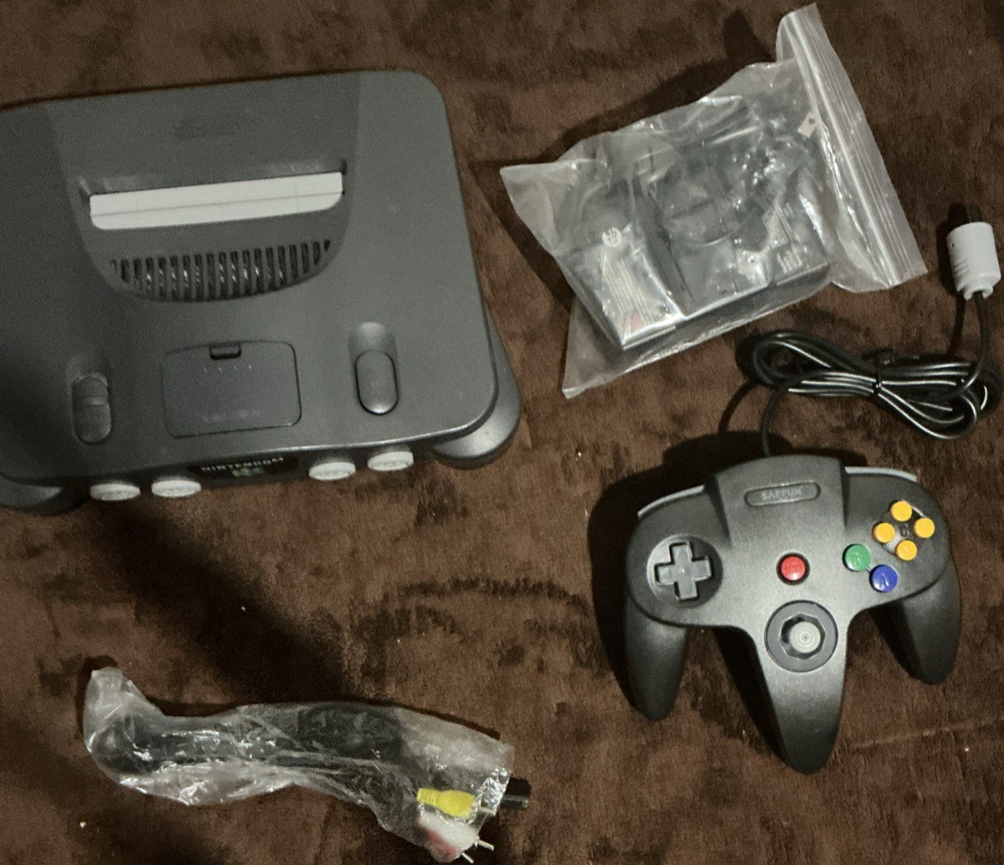 Nintendo 64 Gray Home Console NTSC-U/C Multiplayer AV RCA w/ Controller & Cables