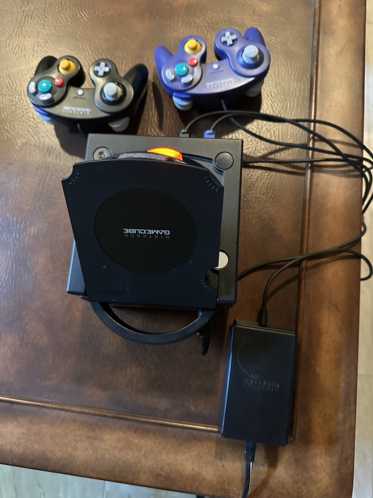 Nintendo GameCube Console Black/Silv w/ Power Adapter AV Cable & 2 Controllers