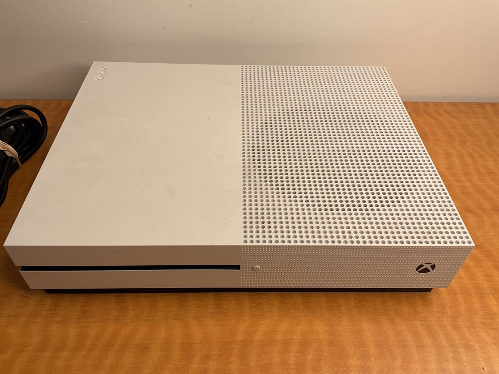 Microsoft Xbox One S Model 1681 White Console HDMI USB-A Ethernet Wi-Fi*Tested*
