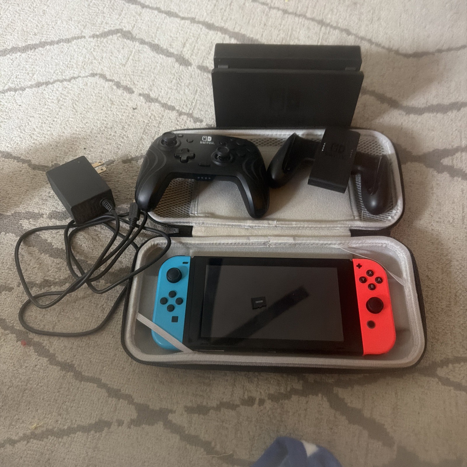 Nintendo Switch 32GB Gray Console with Neon Red Neon Blue Joy-Con + Accessories