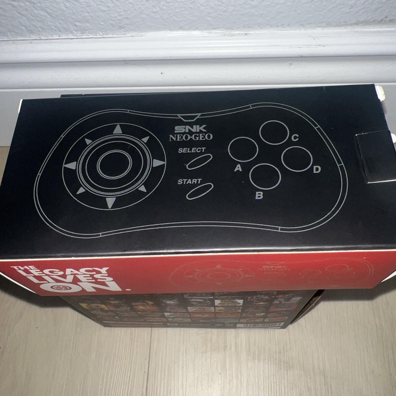 SNK NEO GEO Mini console Classic Arcade 40 Games included + New Mini Pad