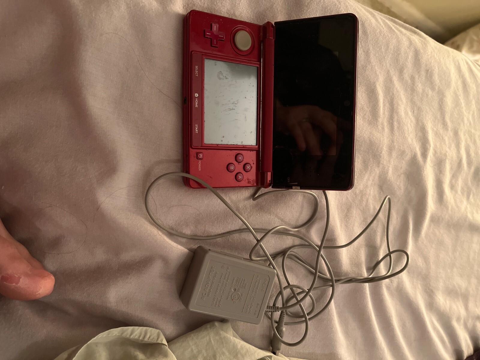 Nintendo 3DS Handheld System – Flame Red