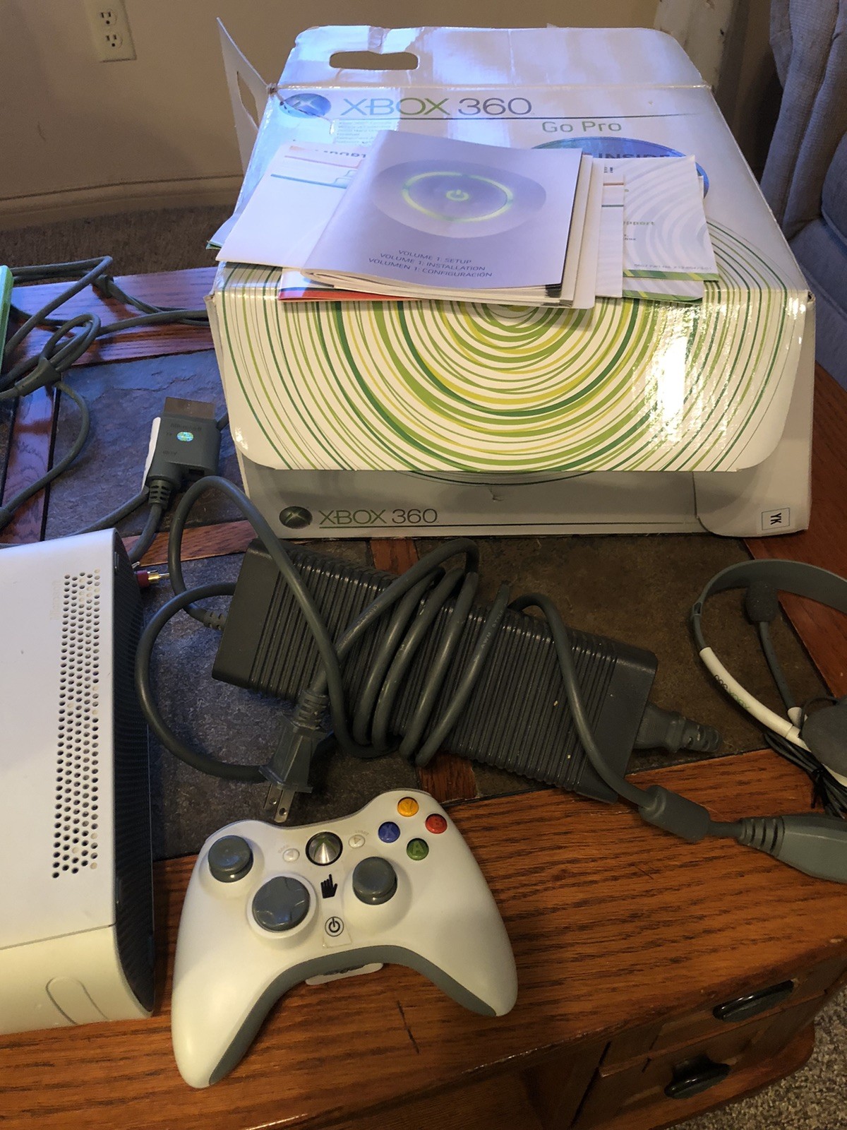 Microsoft XBox 360 Console Bundle 20GB w/ Controllers & 11 Games – Tested
