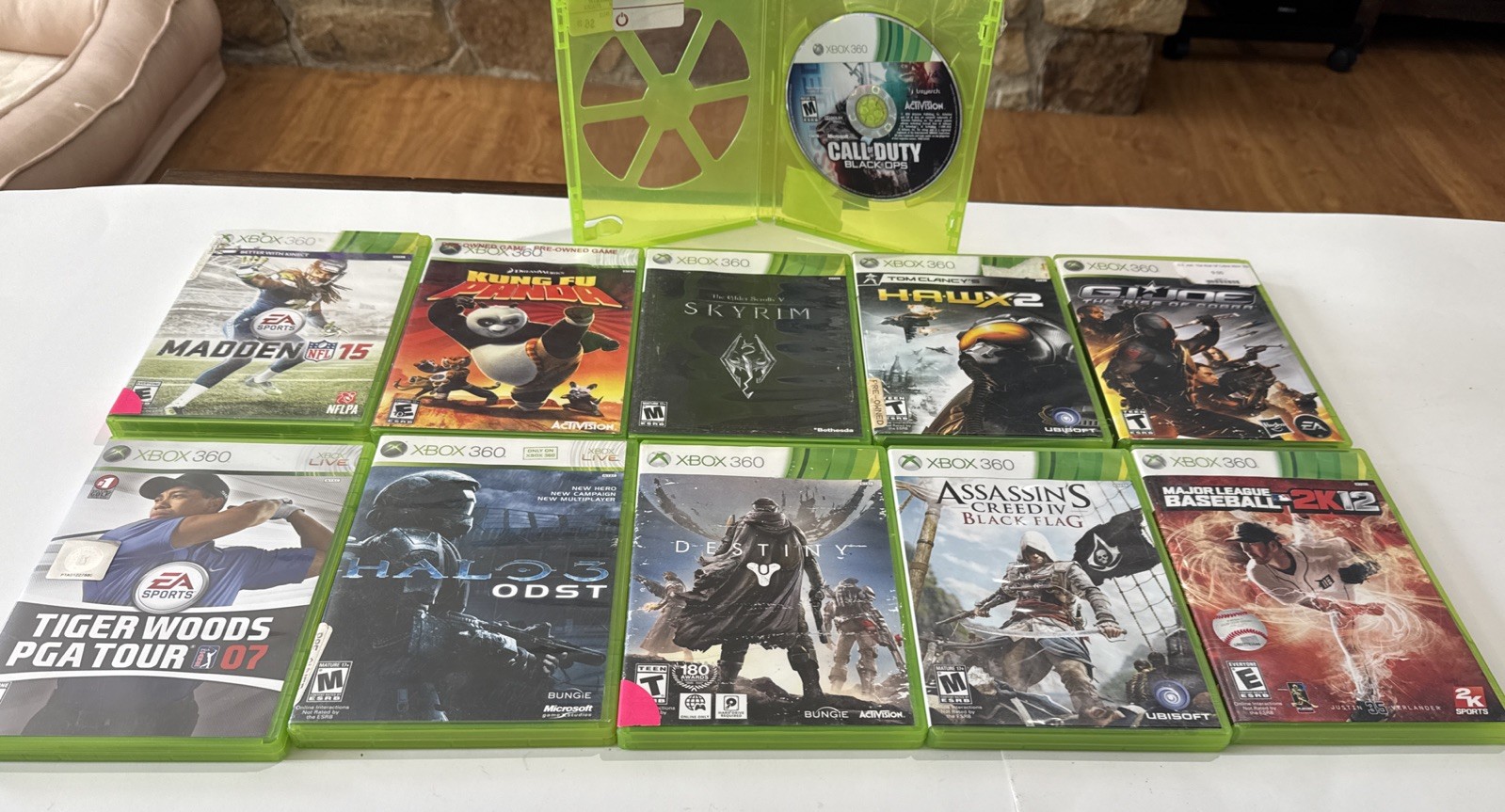 Xbox 360 White Console Bundle Tested with Controller, HDMI Cable and 11 Games