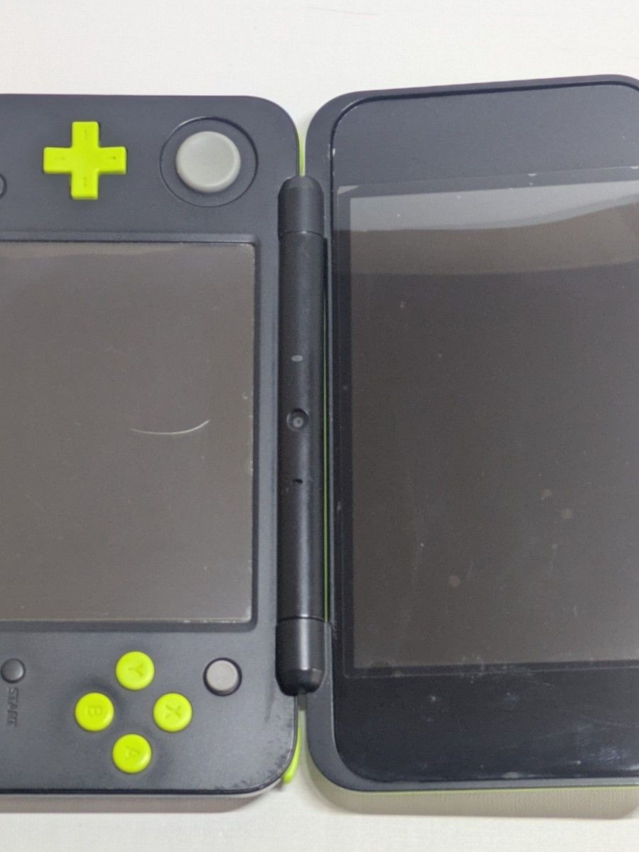 NEW Nintendo 2DS XL LL Black × Lime Handheld Console Game Region NTSC-J New JP