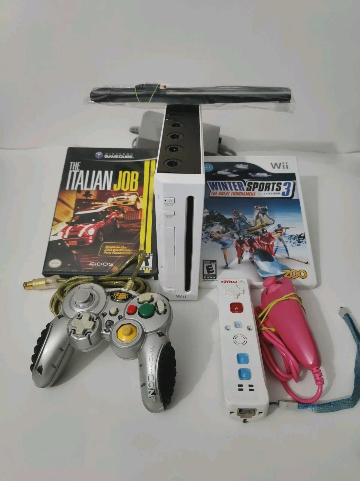 Nintendo Wii Video Game System Console RVL-001 complete (Fast Shipping)