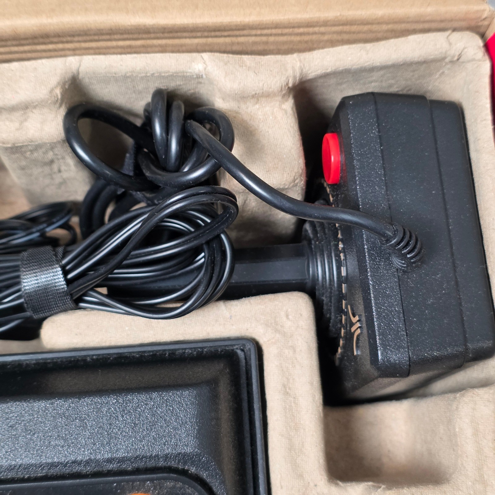 Atari Flashback 8 Console 105 Built In Games 40th Anniversary Black (FVS035296)