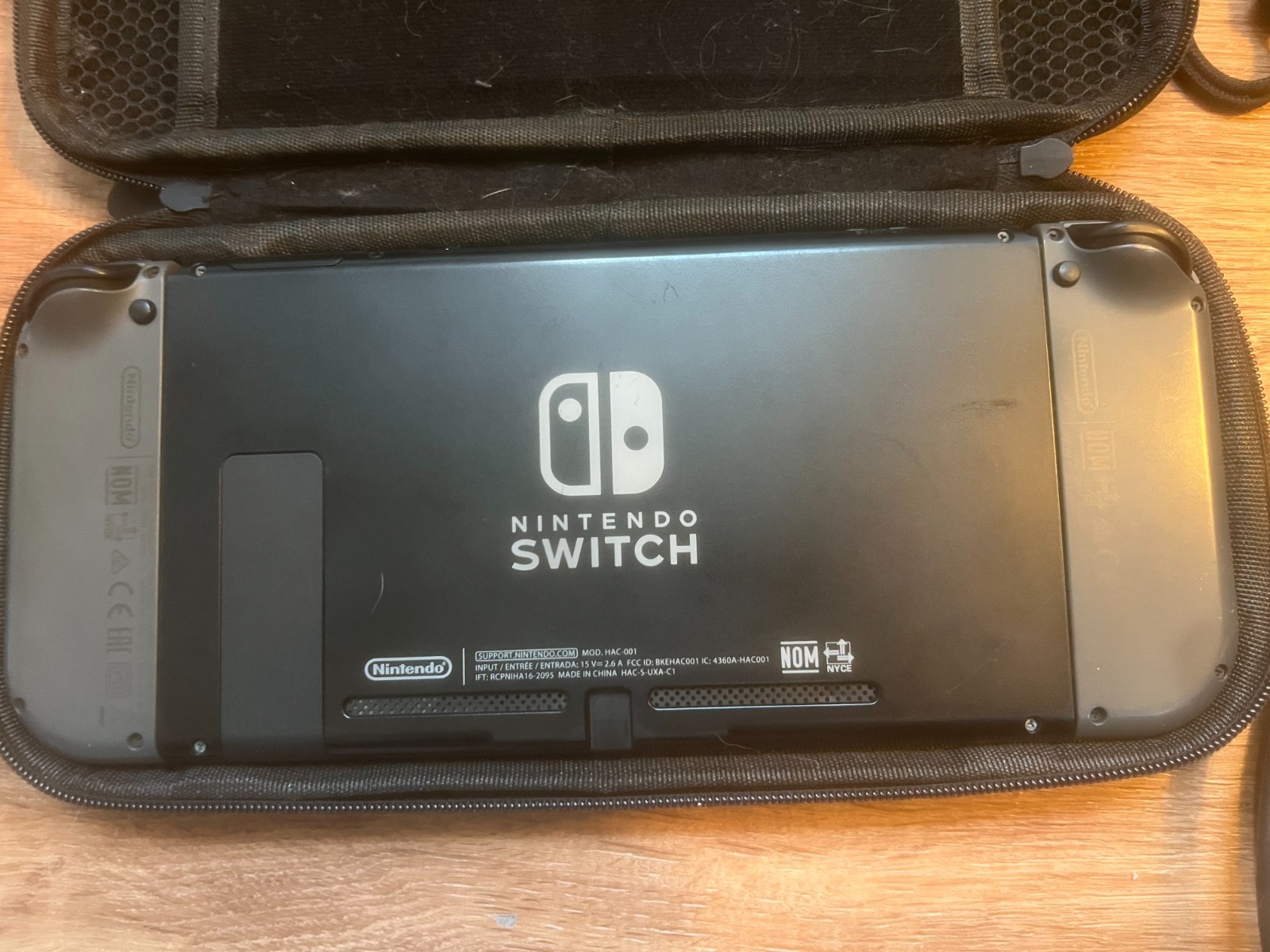 Nintendo Switch Console w/ Gray Joy-Cons (HAC001) + case, GameCube cont. adapter