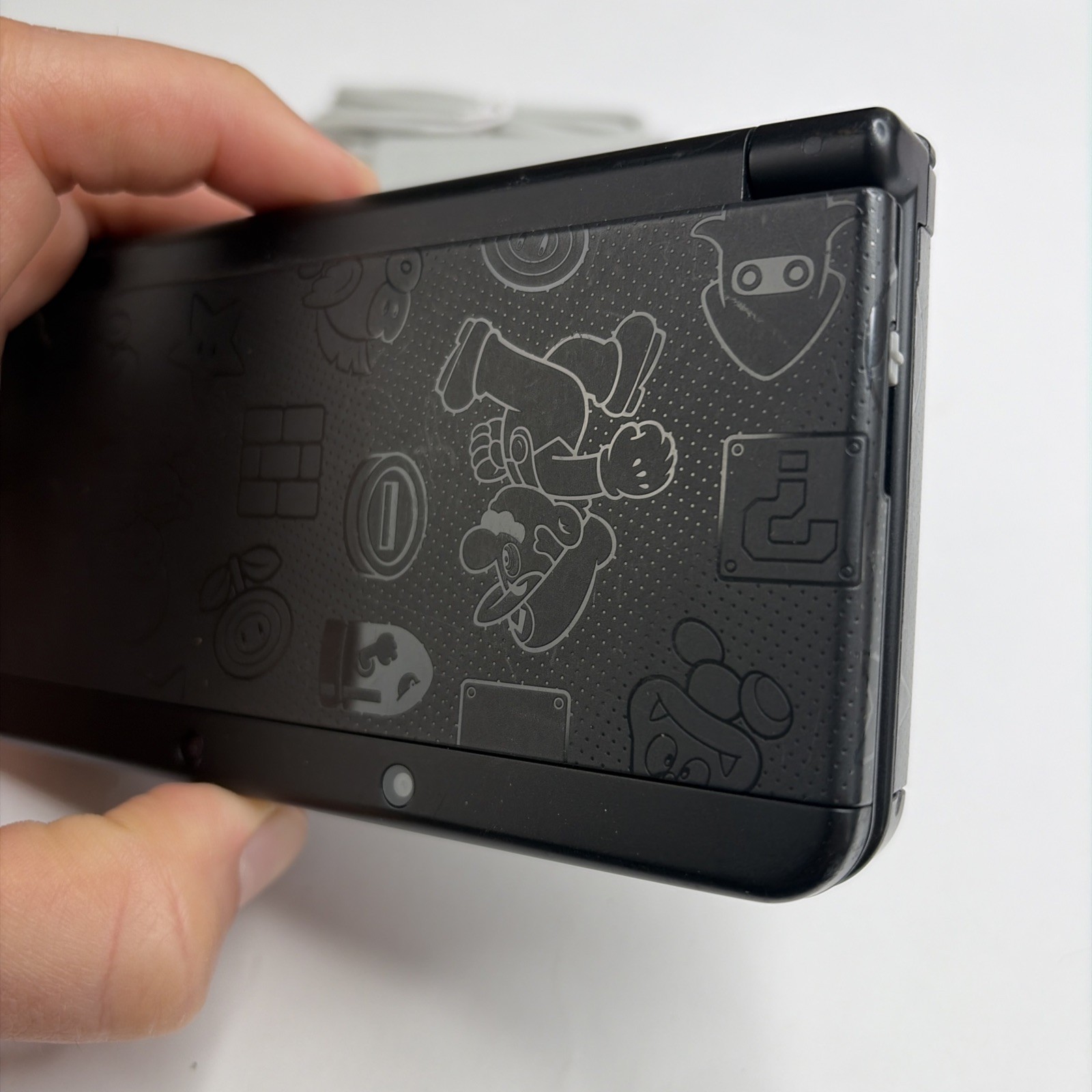 Nice! New Nintendo 3DS Mario Edition Black Friday Edition US Model W Charger