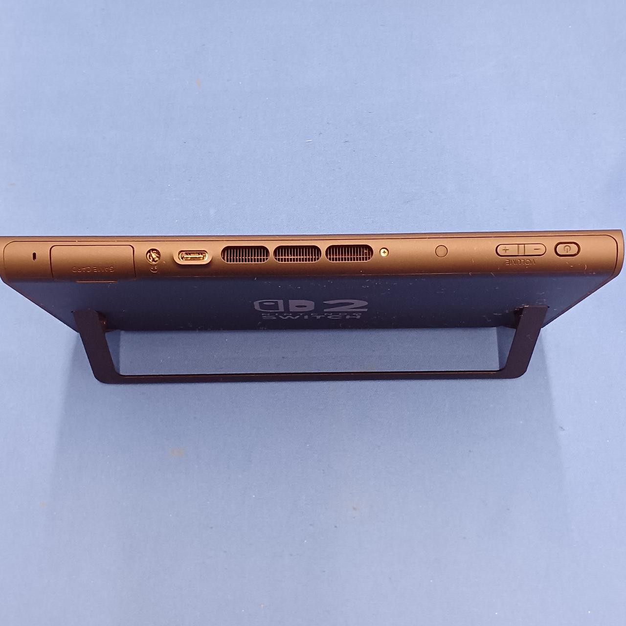 SWITCH2 BEE 001 Model Number BEE 001 NINTENDO