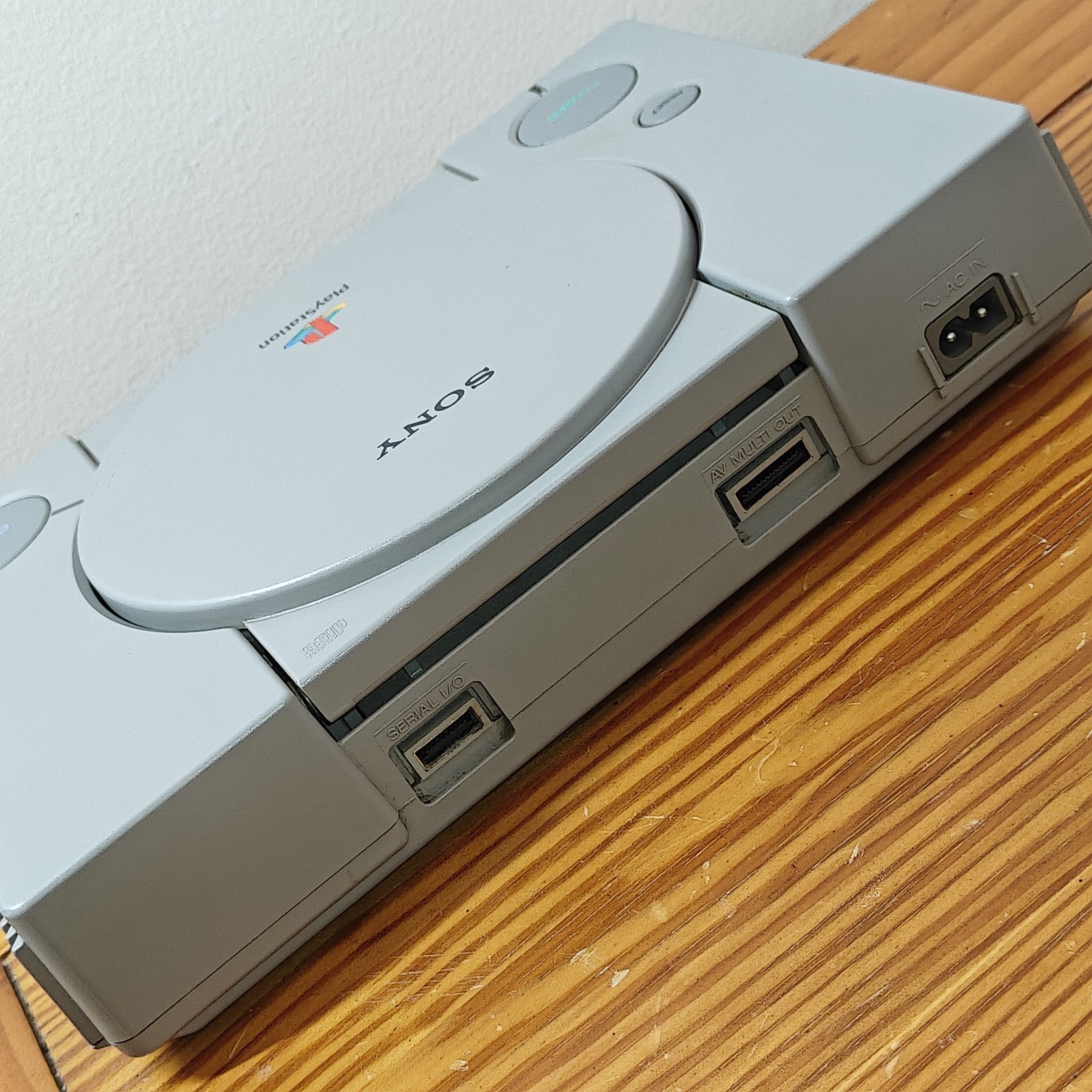 Sony PlayStation 1 Console + PS1 Controllers, Memory Card, AV, Power Cords, Game