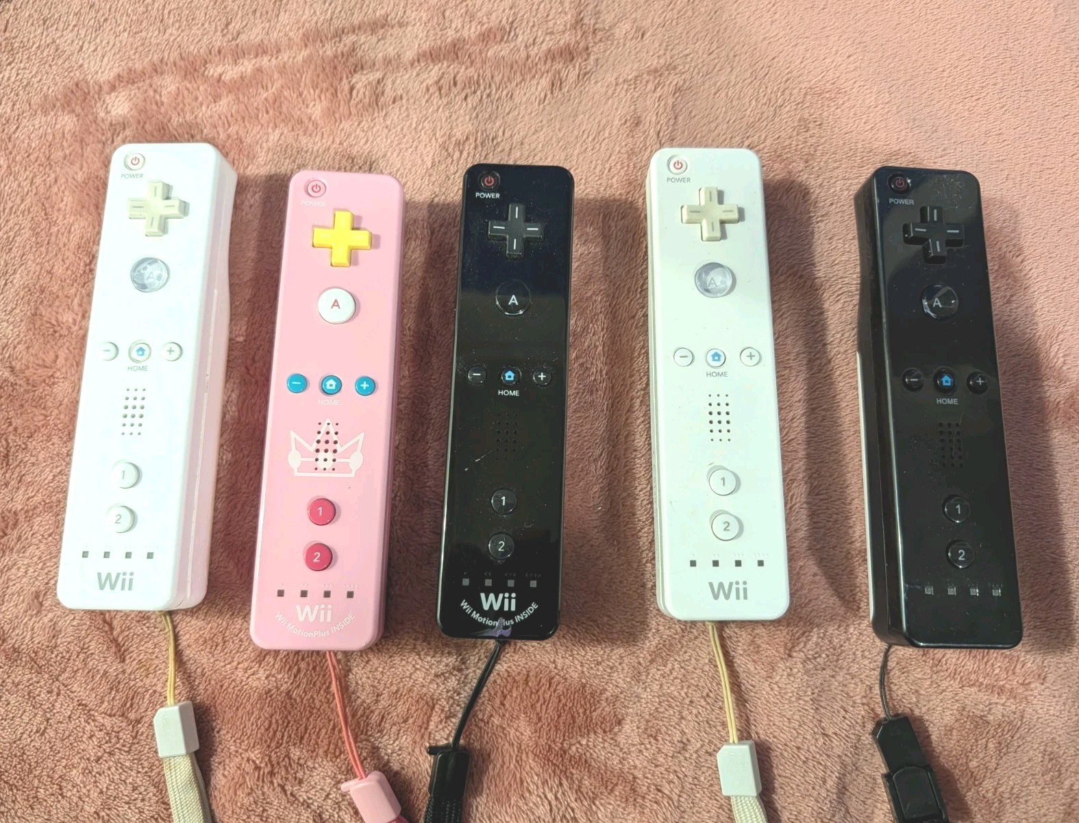 🎮 Nintendo Wii Console Bundle – Everything Shown in Photos – Sold As Is! 🎮