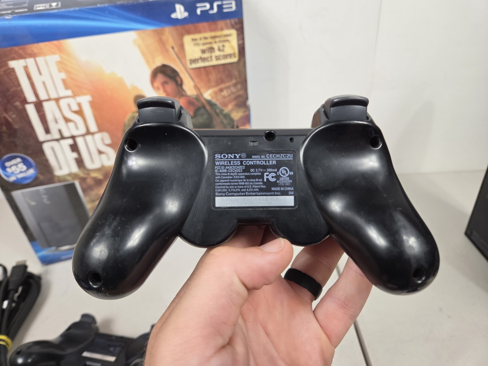 Sony PS3 Slim 250gb The Last Of Us Edition Console with Box + 2 Controllers