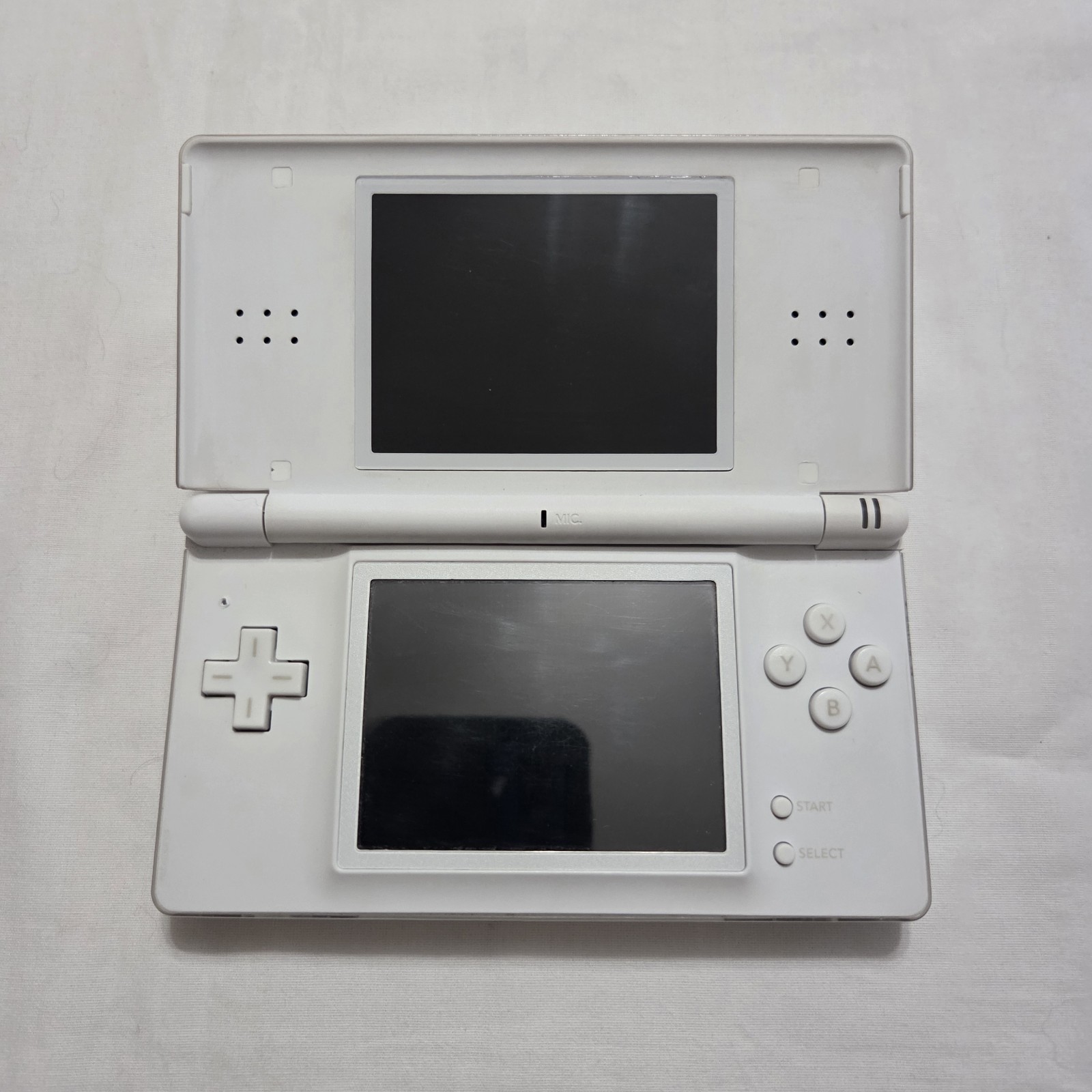 Broken Nintendo DS Lite White Handheld Console Multiple Issues Turns On – READ