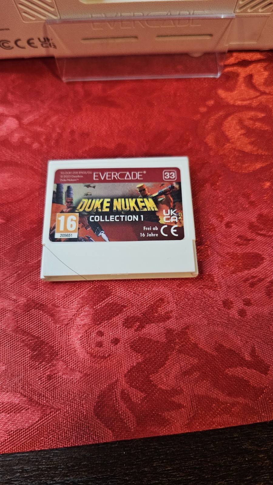 Blaze Evercade EXP Handheld System Arcade Capcom White W/duke Nukem
