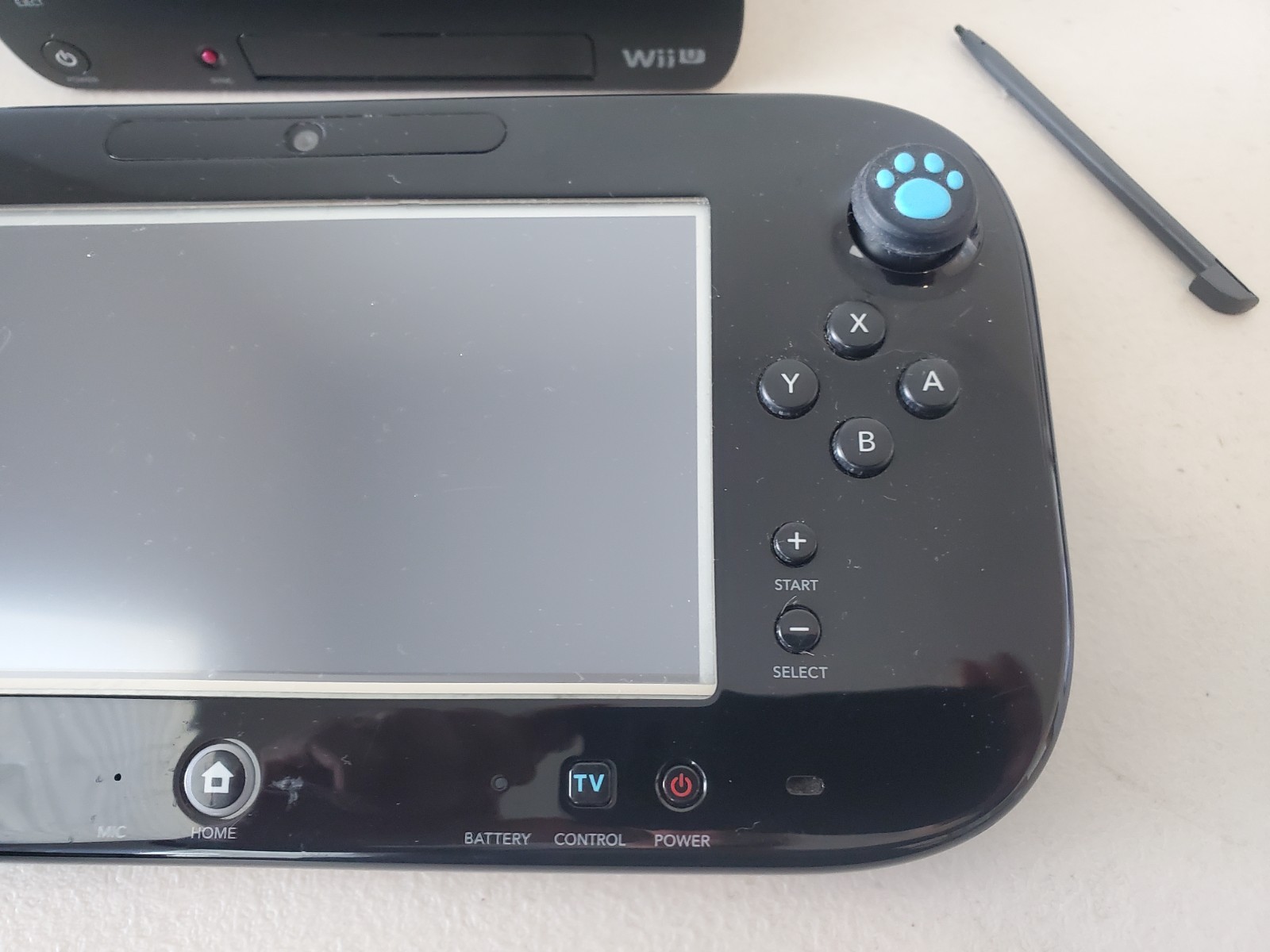 Nintendo Wii U Deluxe 32GB Handheld System Black – (PLEASE READ)
