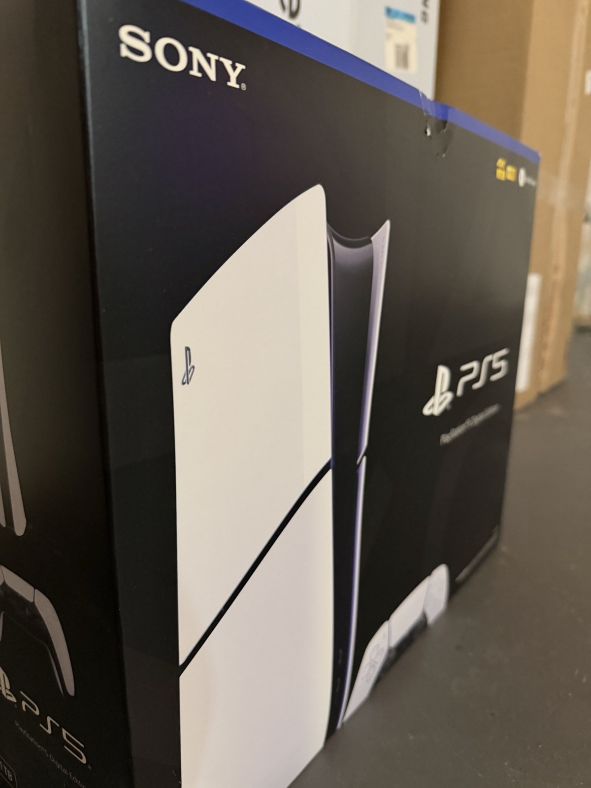 Sony PS5 Slim Digital Edition PlayStation 5 Console Wi-Fi HDMI USB-C White/Black